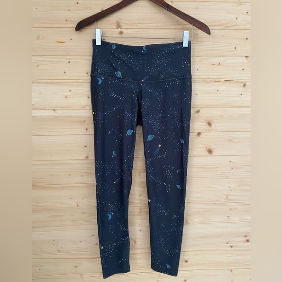 Victoria's Secret Sport Leggings S/P Gray Cosmic Space Print Workout Yoga Pants - Picture 2 of 8